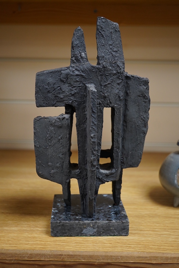 An unsigned modernist ceramic sculpture, 26cm